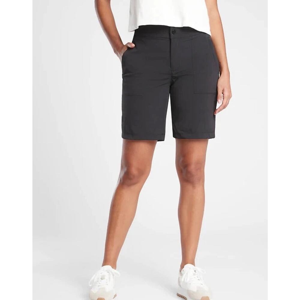 Athleta Trekkie Bermuda 2.0 Shorts Size 2 Black Hiking Travel Lightweight